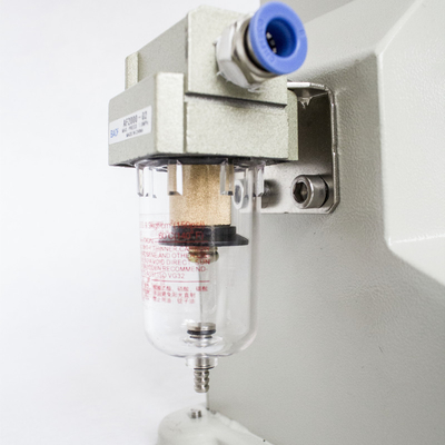 5-50 g Füllbereich Halbautomatische pneumatische Flüssigpasta-Handfüllmaschine